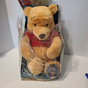 WINNIE THE POOH 1998 PLUSH STUFFED TOY-An Enchanted Christmas-Disney Exclusive